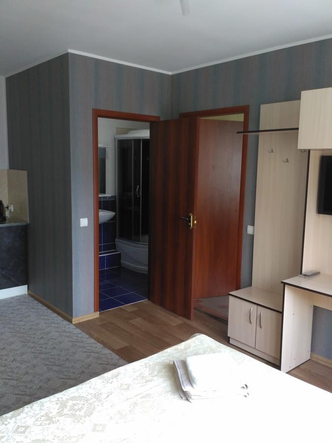 Guest House Relax Kropyvnytskyi Exterior photo